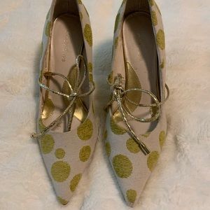 These are basically new - Cindy Says heels.